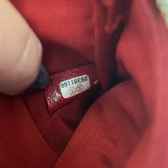 ♥️traded♥️Chanel Quilted Caviar Small Cosmetic Case Red - Picture 15 of 15